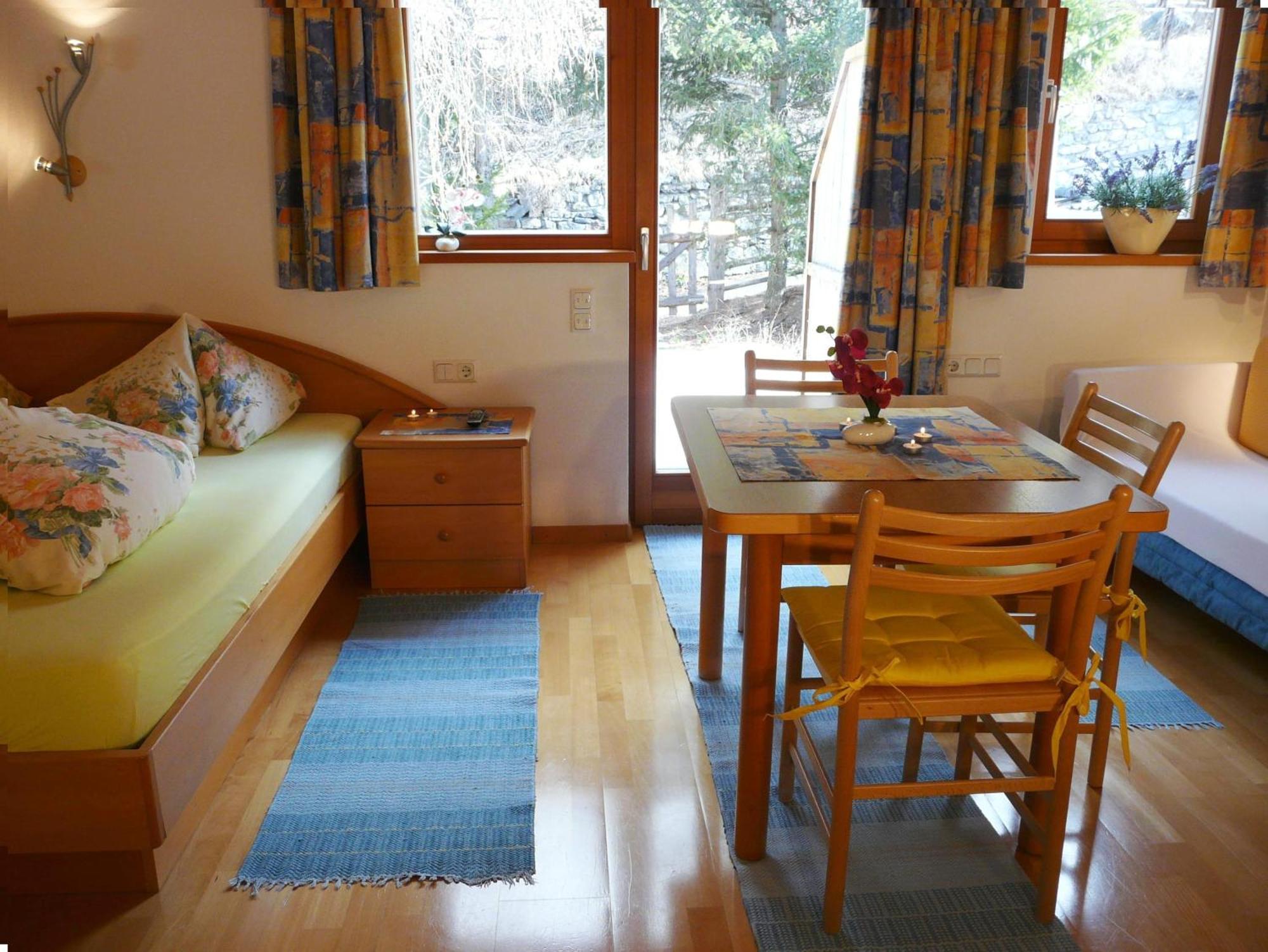 B & B Apartments Ortlerblick Sluderno Room photo